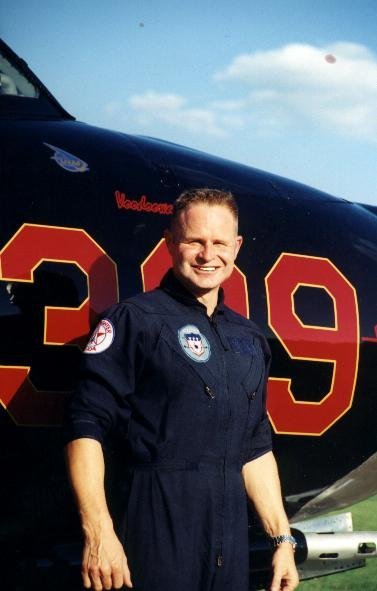 pilot1a.jpg